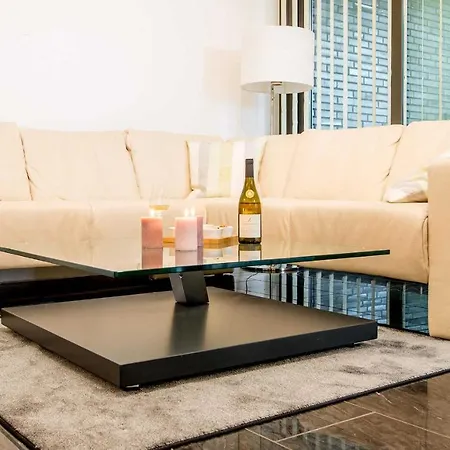 Exklusive Ferienwohnung Mit Wasser *